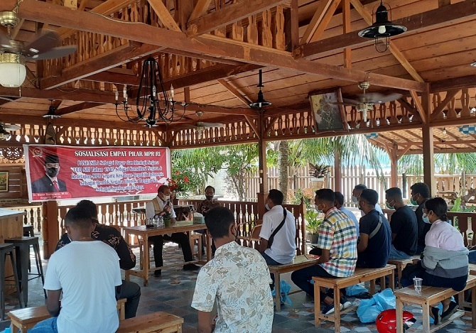 Sosialisasi 4 Pilar di Ambon, Nono Sampono Ajak Warga Gotong Royong Hadapi Pandemi Covid-19