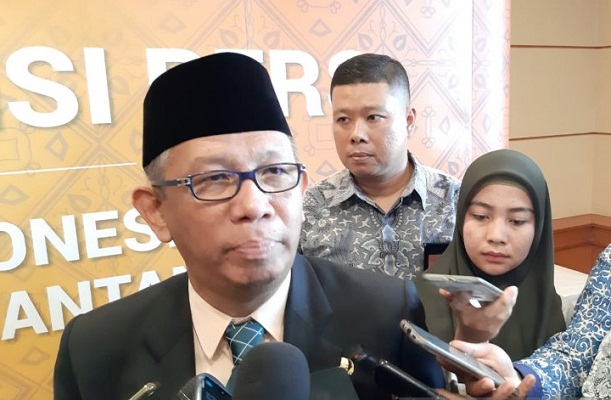 Gubernur Kalbar, Sutarmijdi saat diwawancarai wartawan