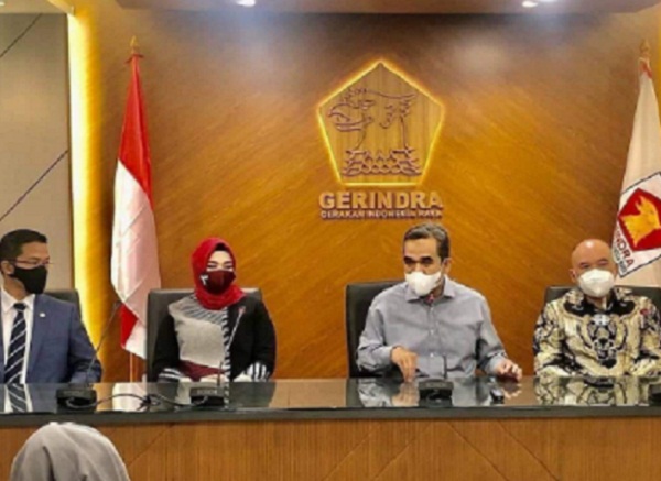 Bekerja Atas Dasar Kemanusiaan, Fraksi Gerindra Akan Perjuangkan Penghargaan Bagi Nakes Aparat dan Relawan COVID-19